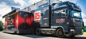 Framtidens robotar och 3D-teknik till Norrköping! lastbil med teknik