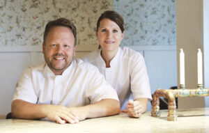 Karin och Thomas förvaltar mer än 100 år av anor i skärgården arkosunds hotell foto mirjam lindahl