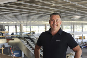 Lite häftigare och mycket större max hansson foto bjorn lisinski