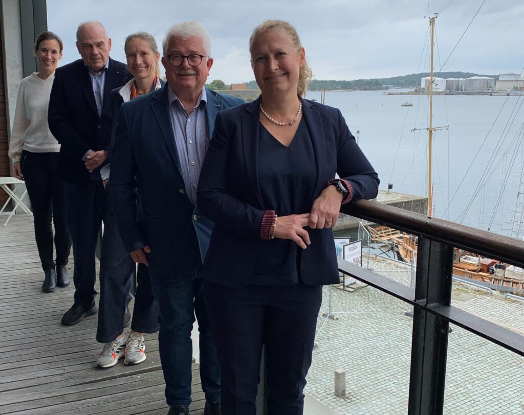 Energifabriken förvärvar Vegoil Energy Provider och skapar den största leverantören av förnybara bränslen på den svenska marknaden. vegoils energifabriken 201001web