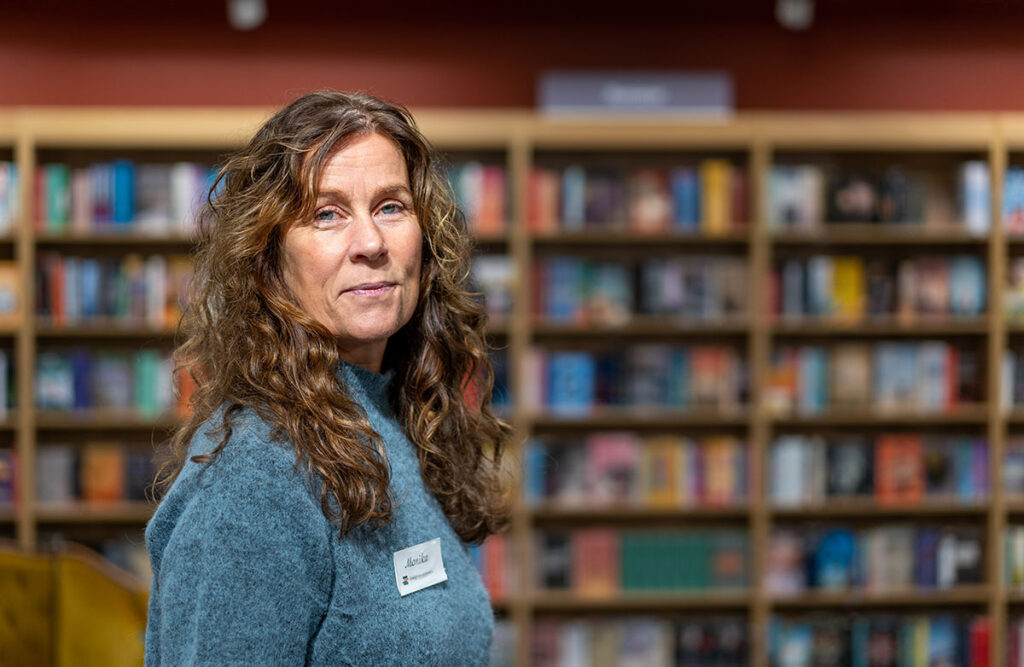 Linköpings Bokhandel sticker ut foto bjorn lisinski lis07875 2 1200