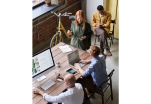 Yrken med mer möjligheter i framtiden Pexels Photo 3184359 1 300x208