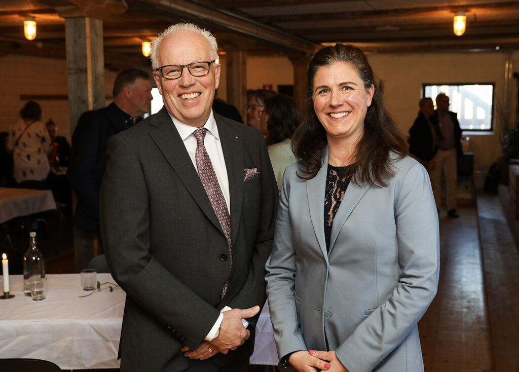 Malin ny ordförande för Kinda-Ydre Sparbank sparbanksstämma 1web