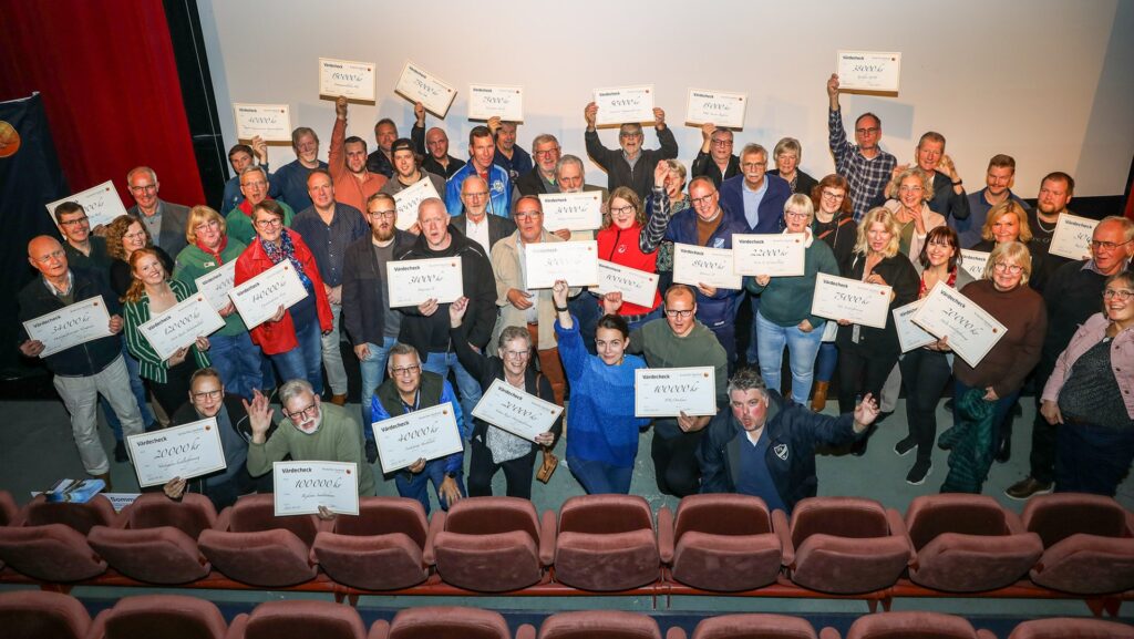 checkutdelning gruppfoto 1 web