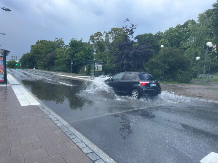 bil ovader pressbild