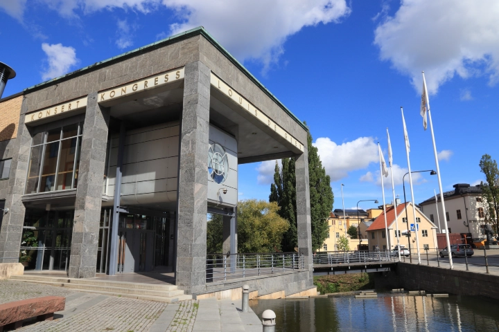 Politisk ovisshet i Norrköping: Drastiska metoder väntas shutterstock 2373590541