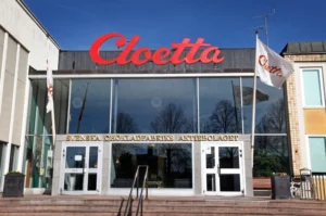 shutterstock 1962785449